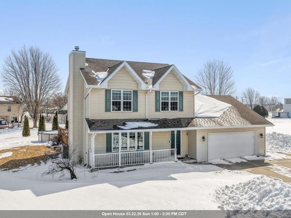 623 SUMMER WINDS DRIVE, Green Bay, WI 54311