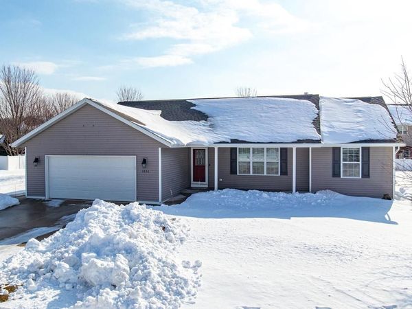 1636 PENDLETON ROAD, Neenah, WI 54956
