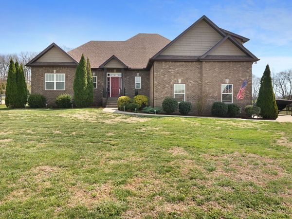 1027 Caballo Trail, Gallatin, TN 37066