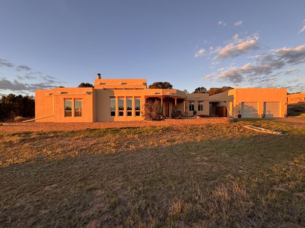 6 Naomi Drive, Tijeras, NM 87059