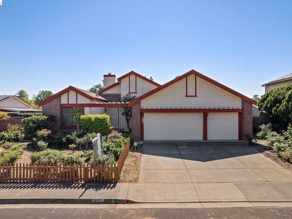409 Hazelnut Dr, Oakley, CA 94561