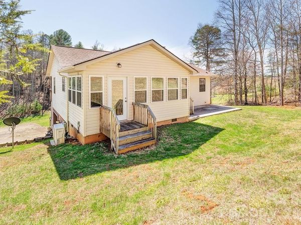 216 Pickens Road, Weaverville, NC 28787
