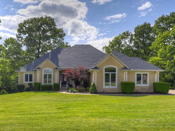 3 Ridgewood Court, Joplin, MO 64804