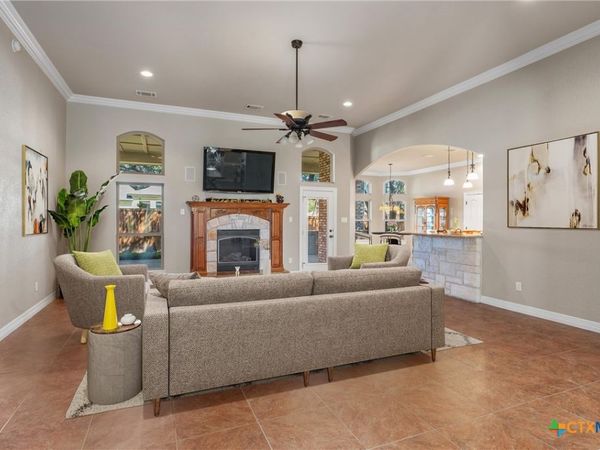 8006 Ridgeway Court , Nolanville, TX 76559