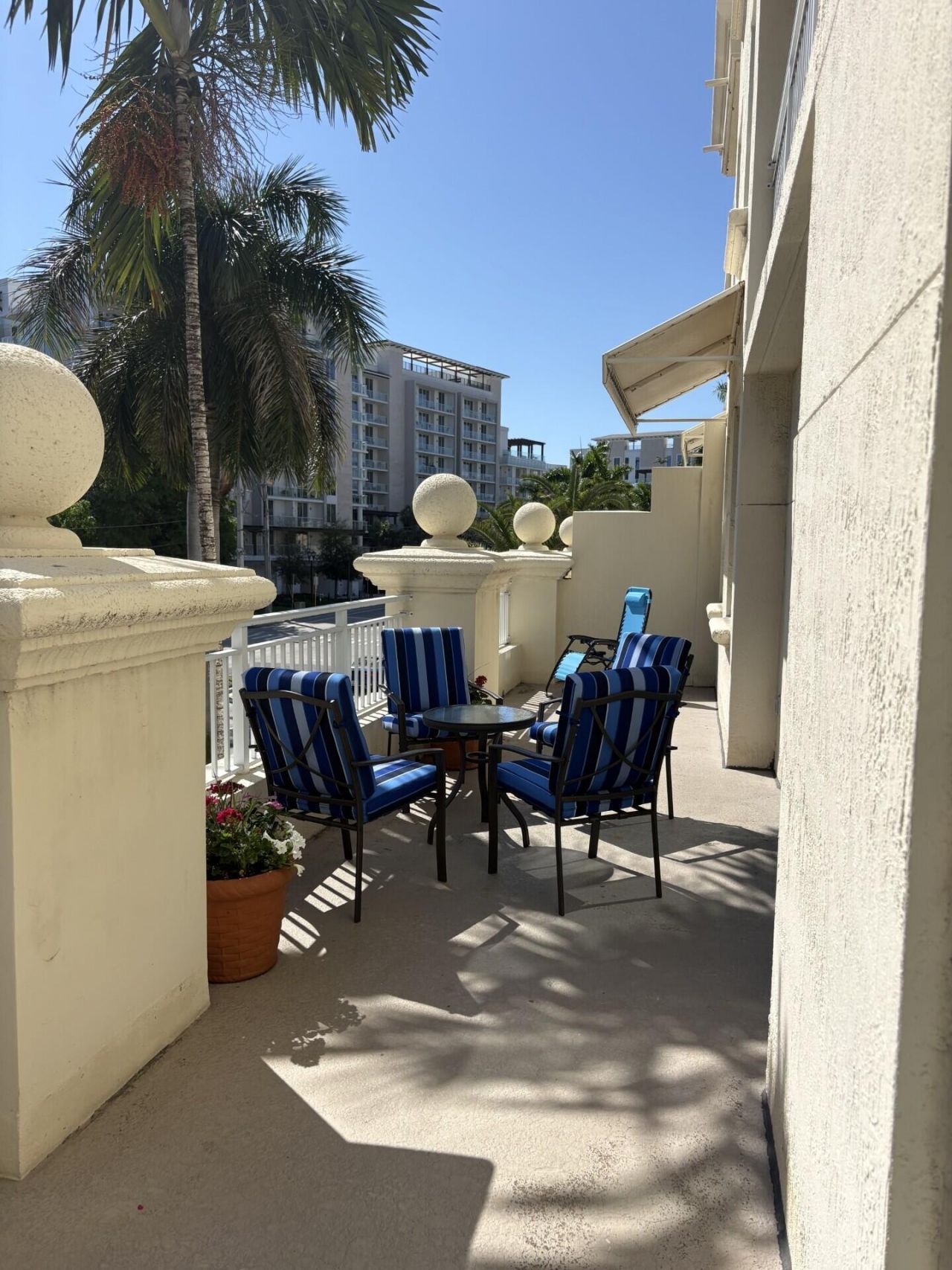 99 SE Mizner Boulevard, Unit 215, Boca Raton, FL 33432 Photo
