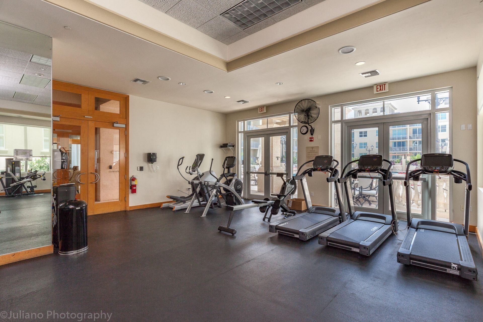 99 SE Mizner Boulevard, Unit 215, Boca Raton, FL 33432 Photo