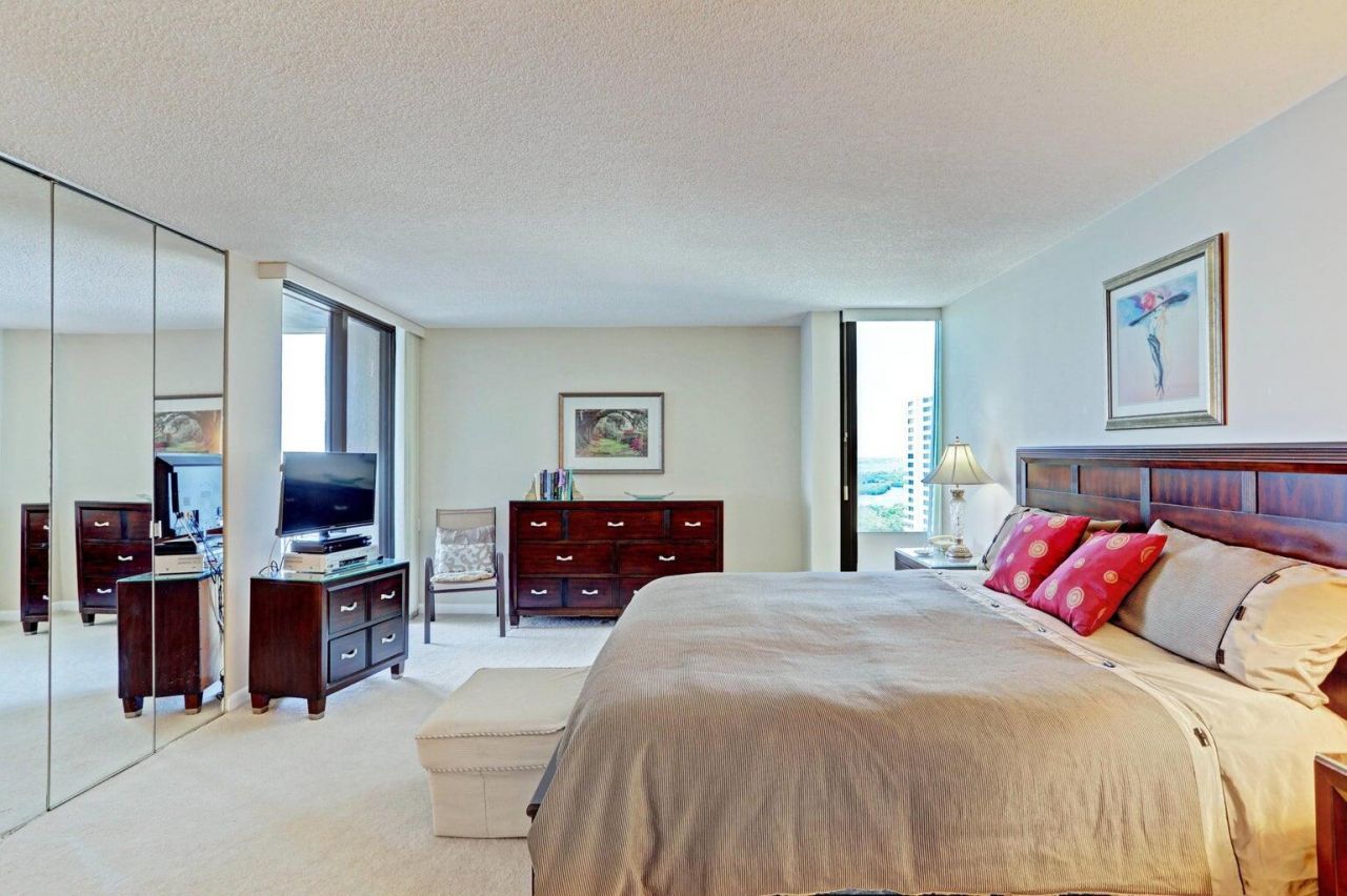 5510 N Ocean Drive, Unit 17d, Singer Island, FL 33404 Photo