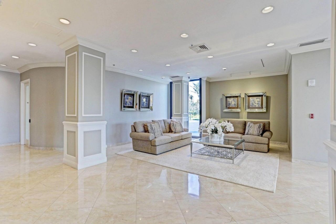 5510 N Ocean Drive, Unit 17d, Singer Island, FL 33404 Photo