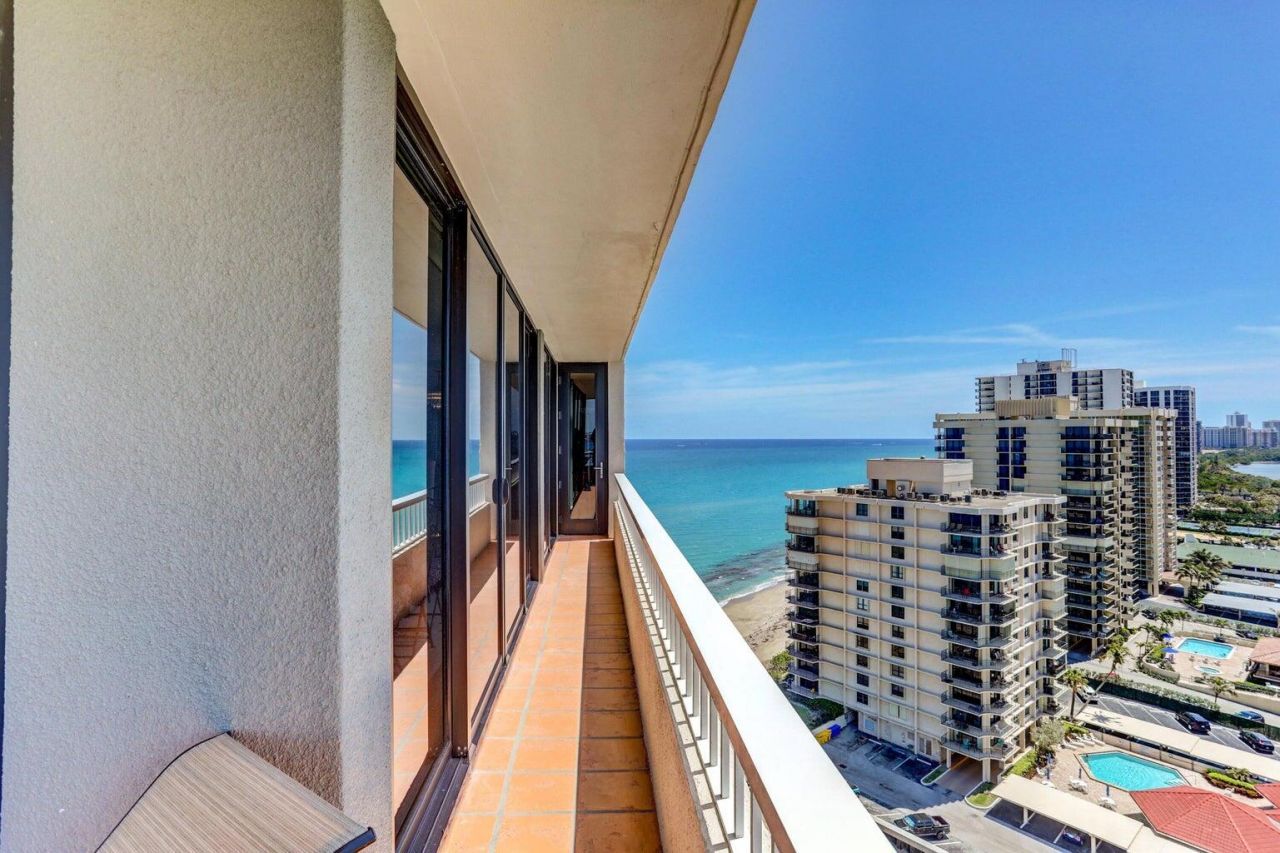 5510 N Ocean Drive, Unit 17d, Singer Island, FL 33404 Photo