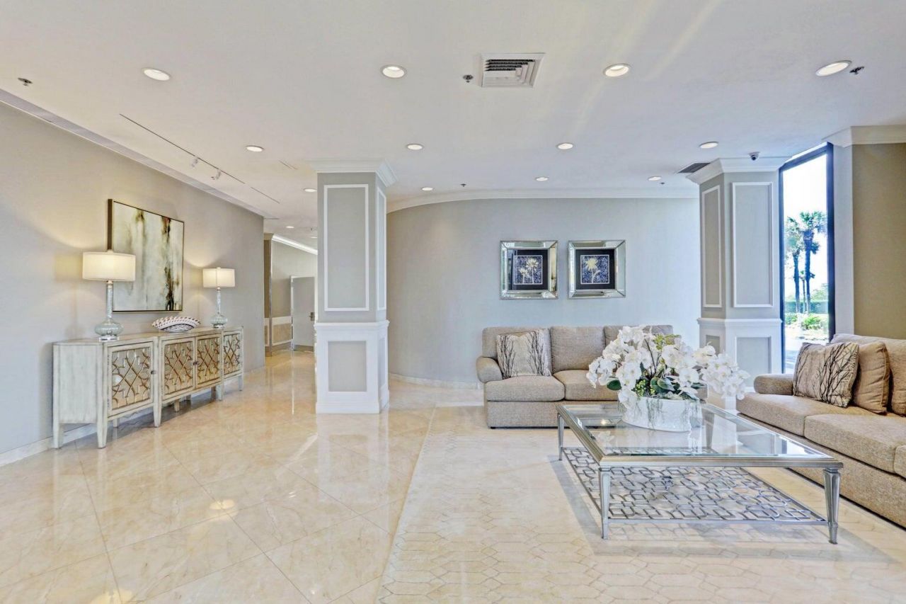 5510 N Ocean Drive, Unit 17d, Singer Island, FL 33404 Photo