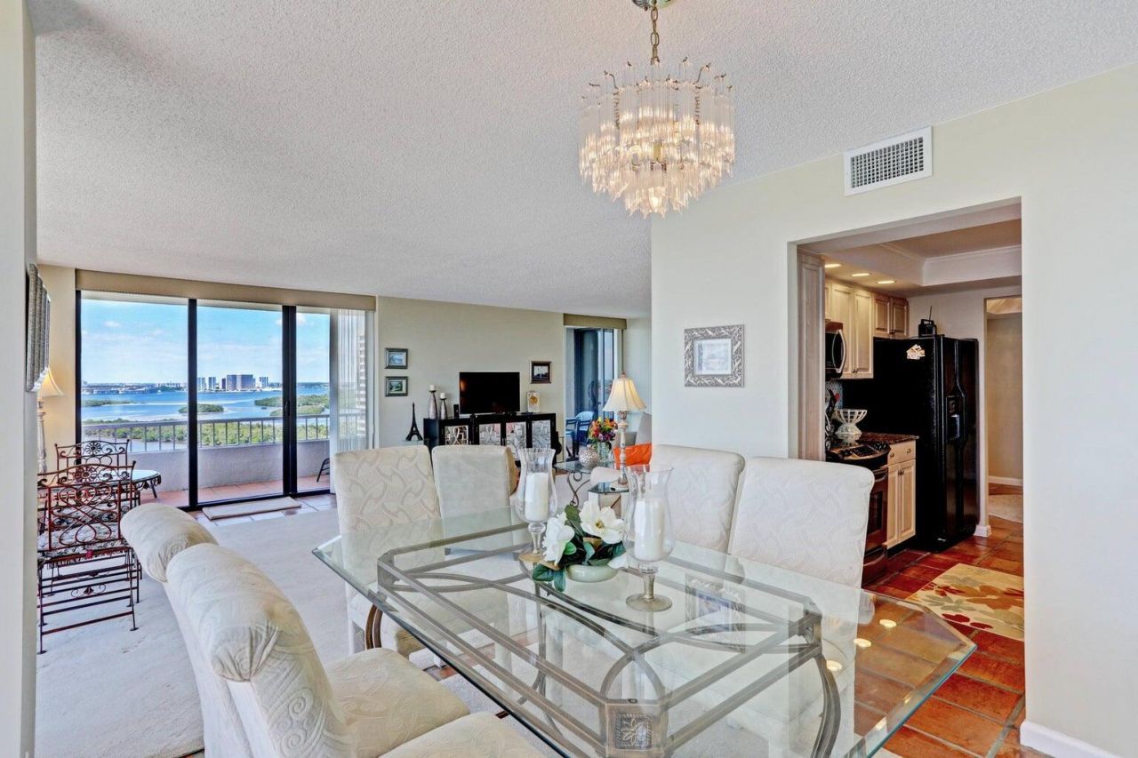 5510 N Ocean Drive, Unit 17d, Singer Island, FL 33404 Photo