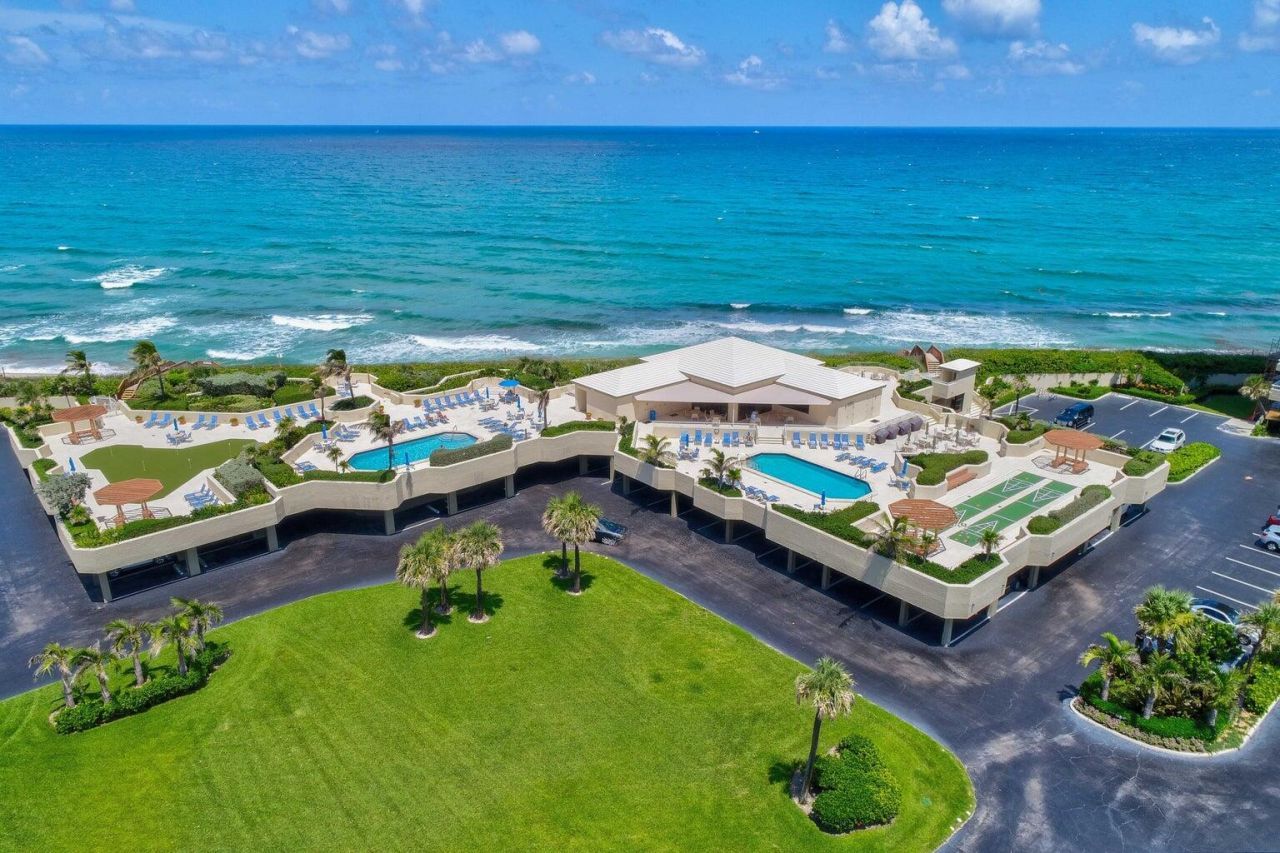 5510 N Ocean Drive, Unit 17d, Singer Island, FL 33404 Photo