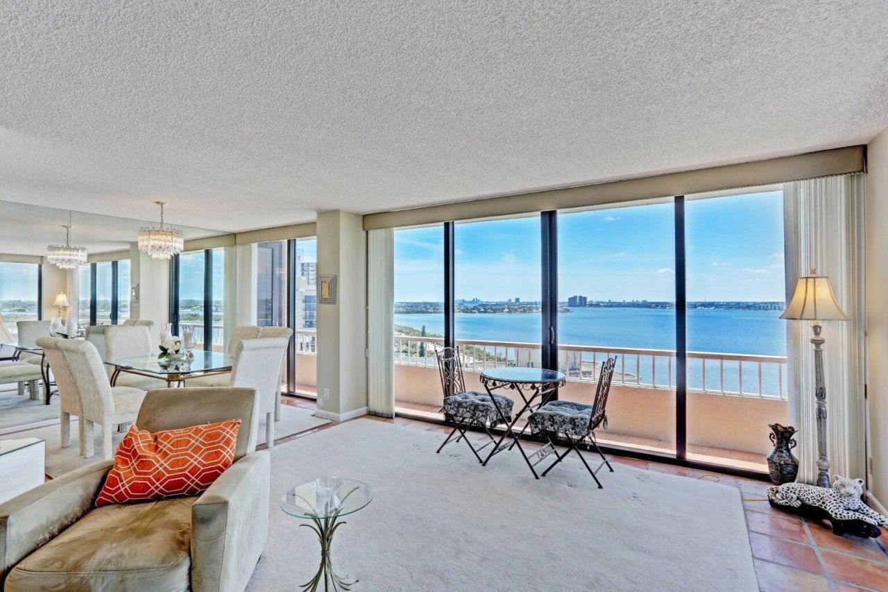 5510 N Ocean Drive, Unit 17d, Singer Island, FL 33404 Photo