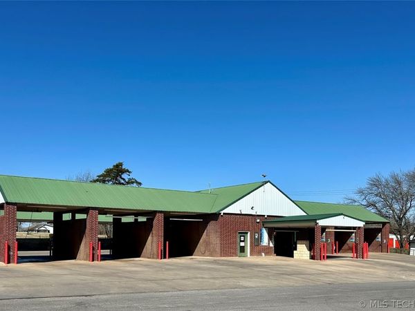 900 W 17th , Sulphur, OK 73086