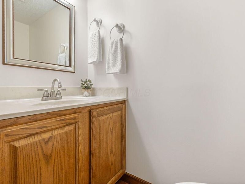 329 Hampton Park , Westerville, OH 43081 Photo 27