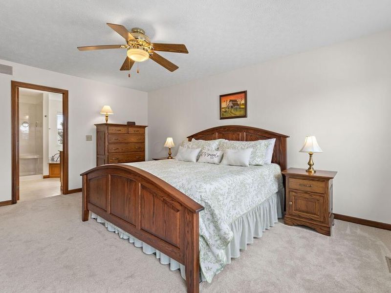 329 Hampton Park , Westerville, OH 43081 Photo 29