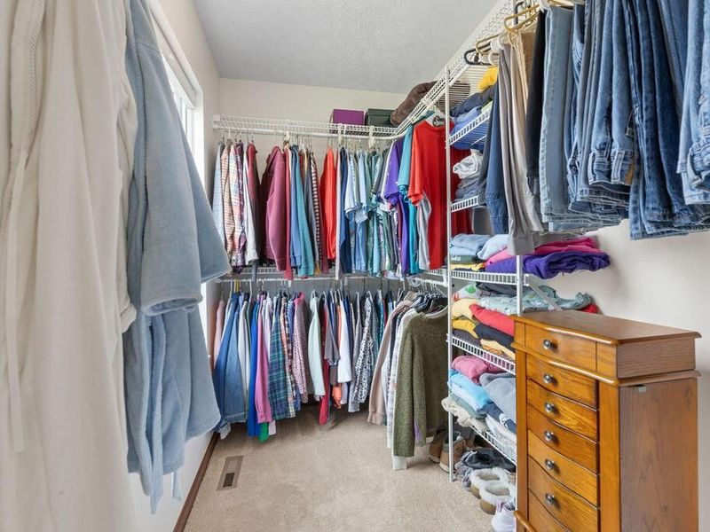 329 Hampton Park , Westerville, OH 43081 Photo 35