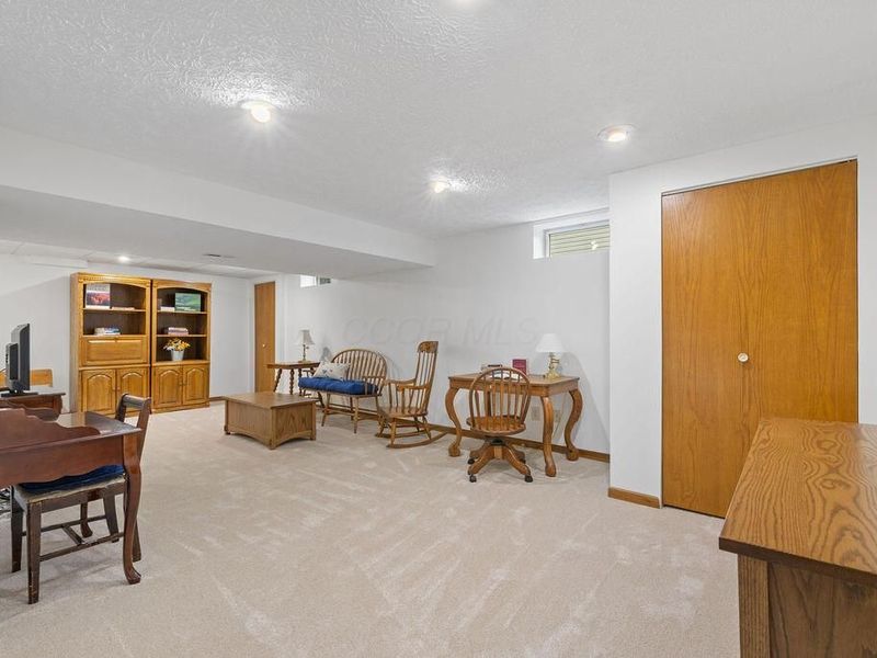 329 Hampton Park , Westerville, OH 43081 Photo 45