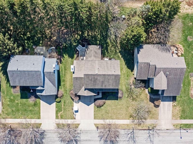 329 Hampton Park , Westerville, OH 43081 Photo 63