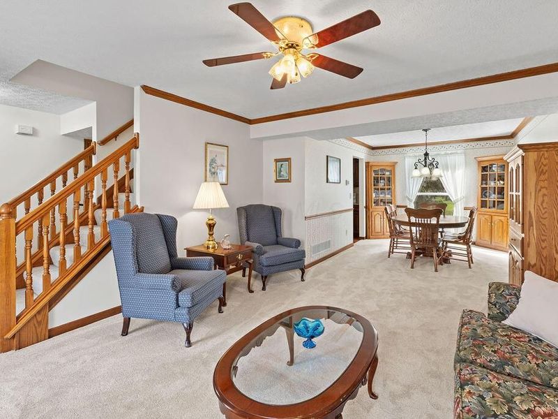 329 Hampton Park , Westerville, OH 43081 Photo 8