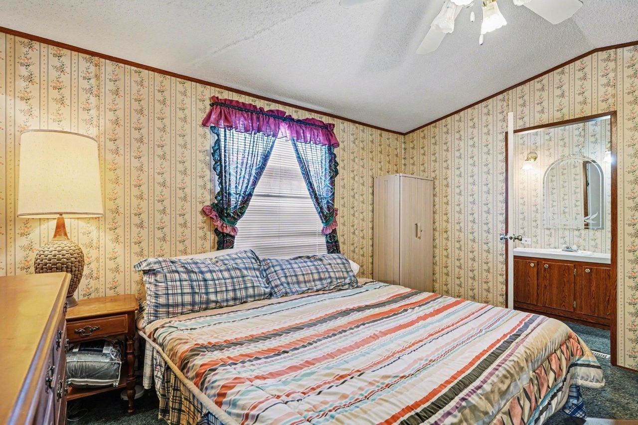 3873 Highway 50 Photo 12