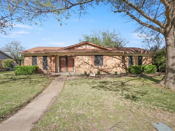 409 Colonial Drive, Garland, TX 75043