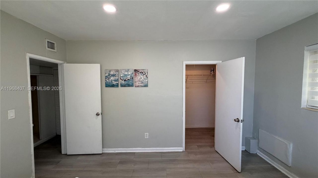 10000 E Bay Harbor Dr, Unit 14, Bay Harbor Islands, FL 33154 Photo