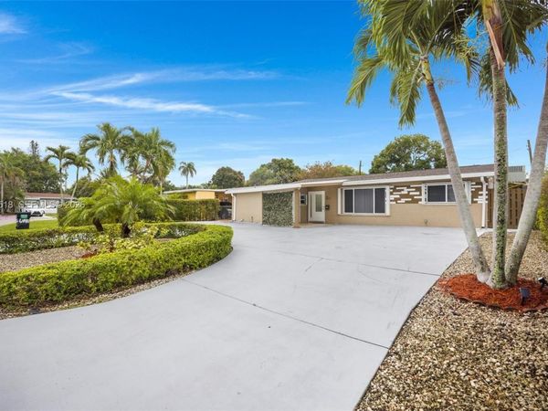 6450 Mckinley St , Hollywood, FL 33024