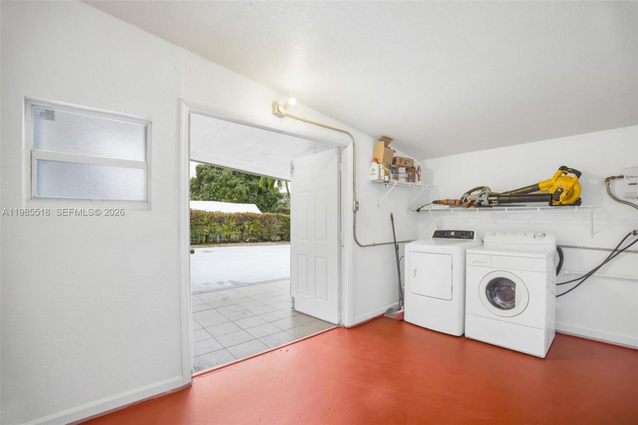 6450 Mckinley St , Hollywood, FL 33024 Photo