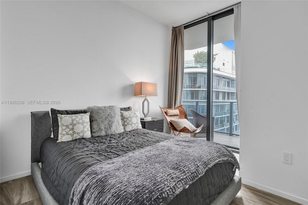 801 S Miami Ave, Unit 4901, Miami, FL 33130 Photo