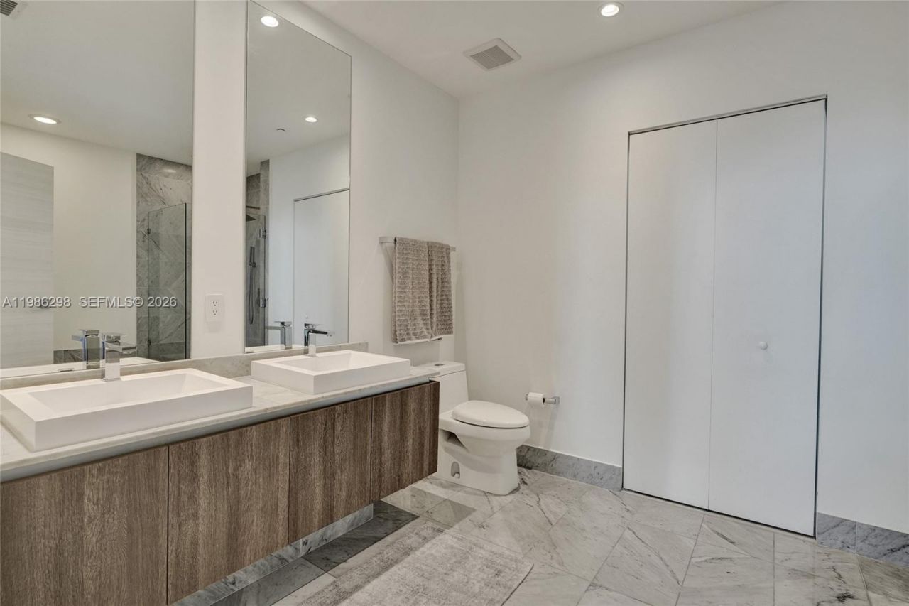 801 S Miami Ave, Unit 4901, Miami, FL 33130 Photo