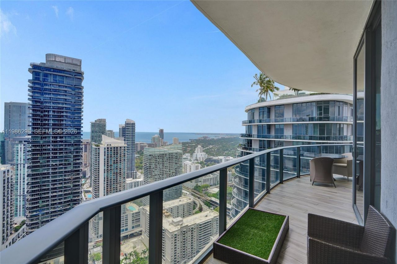 801 S Miami Ave, Unit 4901, Miami, FL 33130 Photo