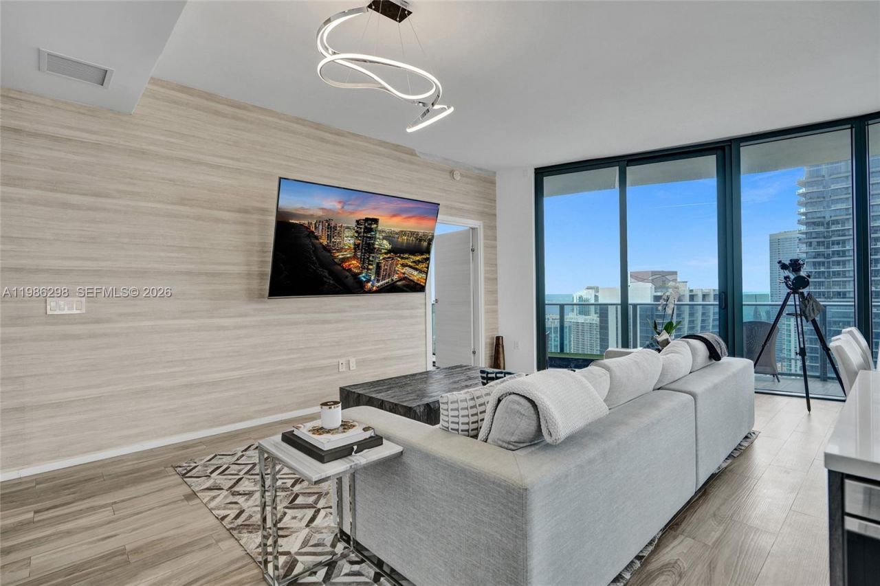 801 S Miami Ave, Unit 4901, Miami, FL 33130 Photo