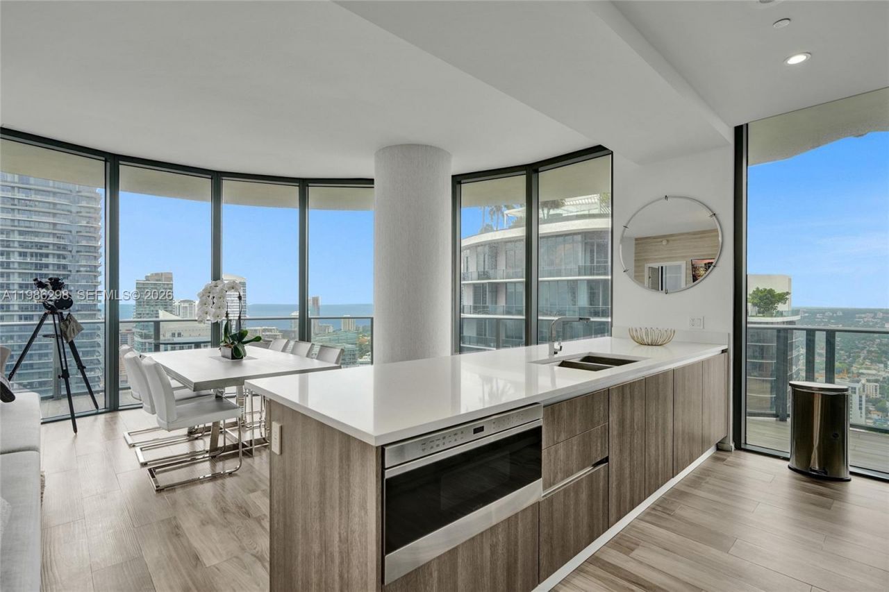 801 S Miami Ave, Unit 4901, Miami, FL 33130 Photo