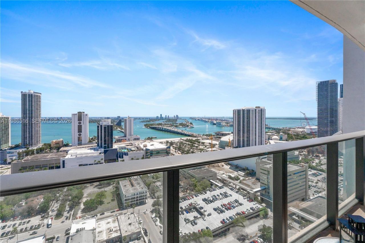 1600 NE 1st Ave, Unit 3303, Miami, FL 33132 Photo