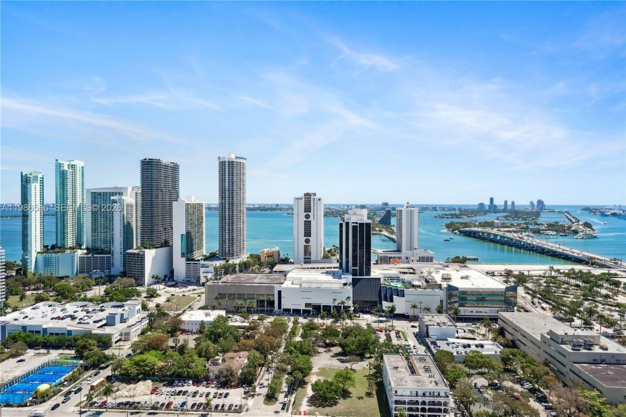 1600 NE 1st Ave, Unit 3303, Miami, FL 33132 Photo