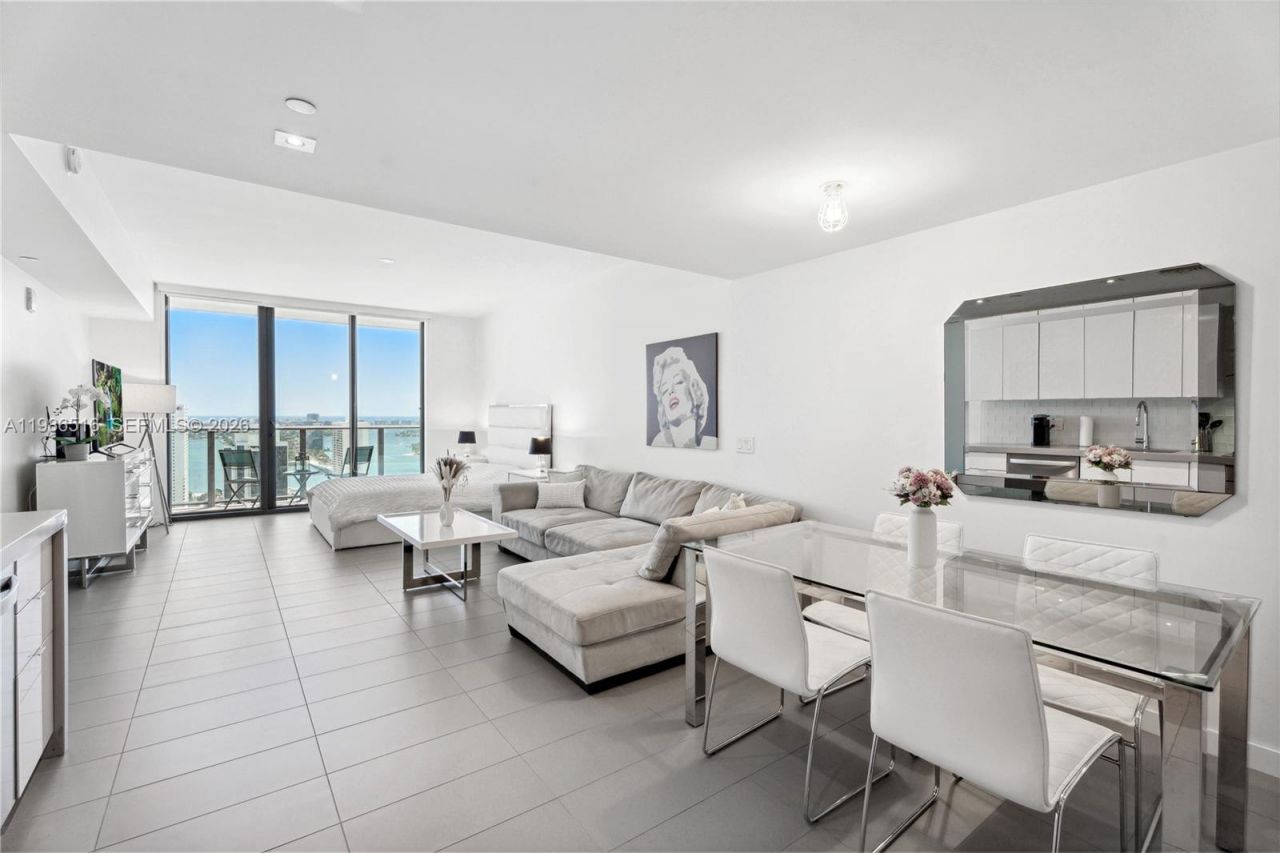 1600 NE 1st Ave, Unit 3303, Miami, FL 33132 Photo