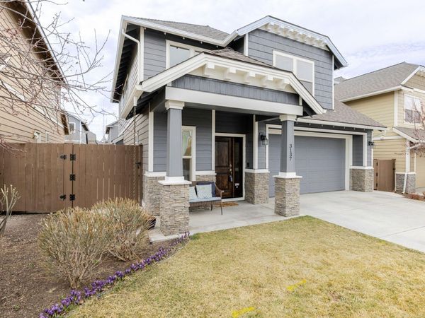 3137 NE Flagstone Avenue, Bend, OR 97701