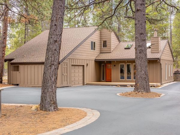 17745 Woodland Lane, Unit 11, Sunriver, OR 97707