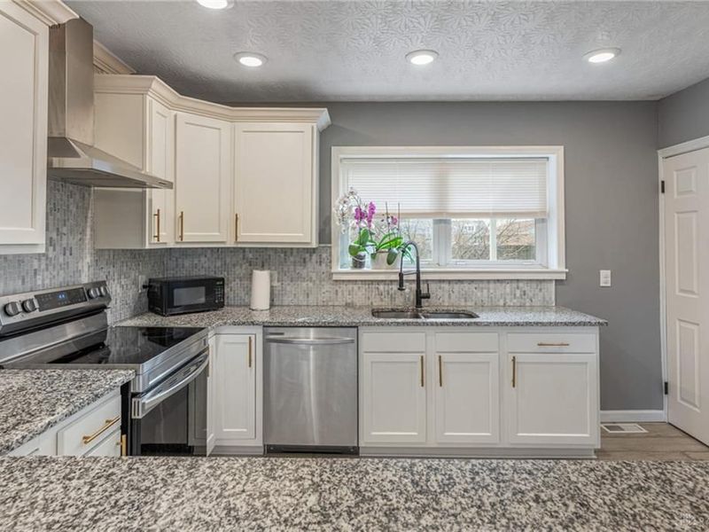 436 Marjorie Avenue, Riverside, OH 45404 Photo 9