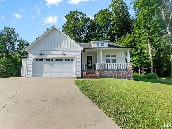 312 Stepping Stone Way , Cape Girardeau, MO 63701