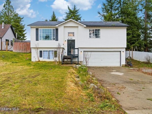 31720 N Barbara Ave, Spirit Lake, ID 83869