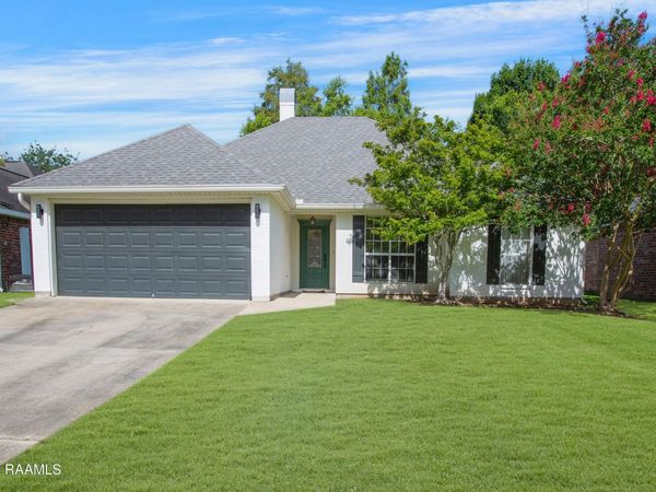 109 Rue Paon , Youngsville, LA 70592