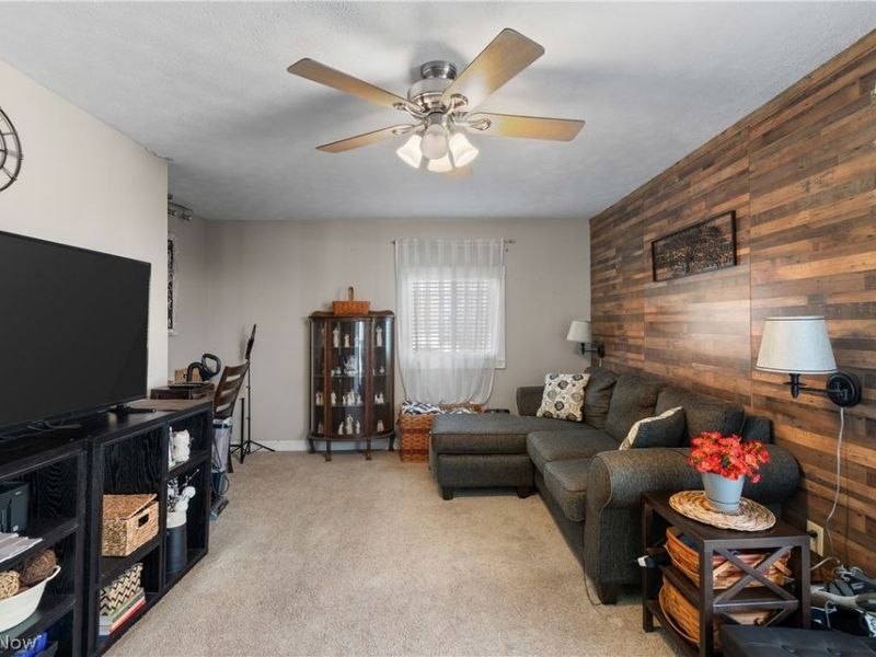 1277 Weiser Avenue, Akron, OH 44314 Photo 11