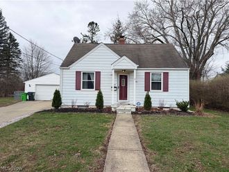 832 S Valley Boulevard NW North Canton, OH 44720