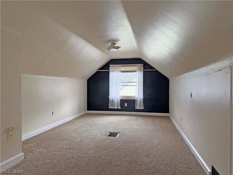 832 S Valley Boulevard NW, North Canton, OH 44720 Photo 11