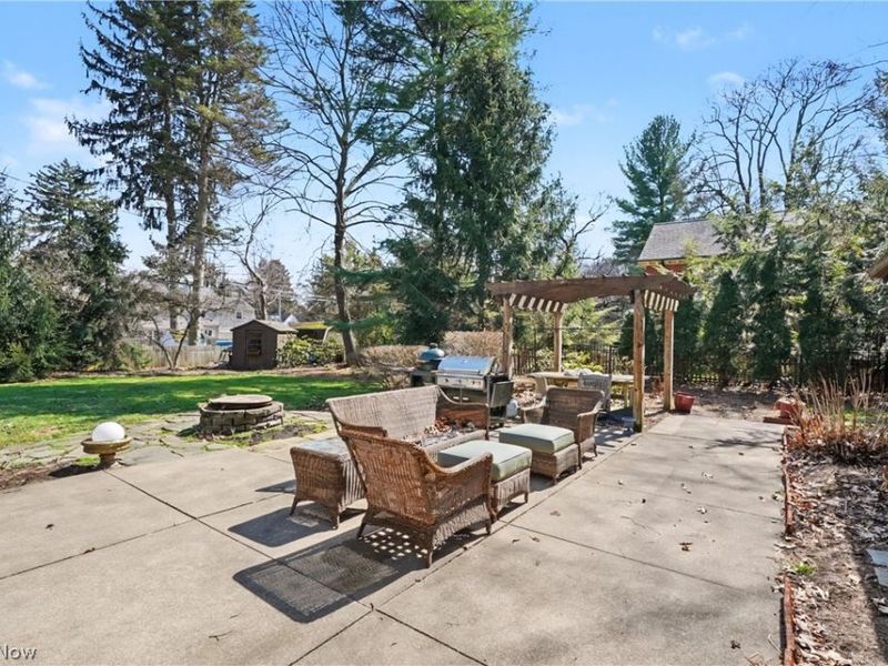 131 N Wheaton Road , Akron, OH 44313 Photo 10