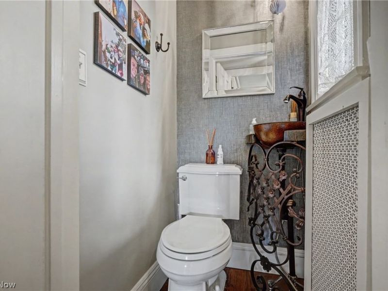 131 N Wheaton Road , Akron, OH 44313 Photo 15