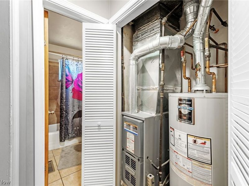 779 & 781 Jason Avenue , Akron, OH 44314 Photo 16