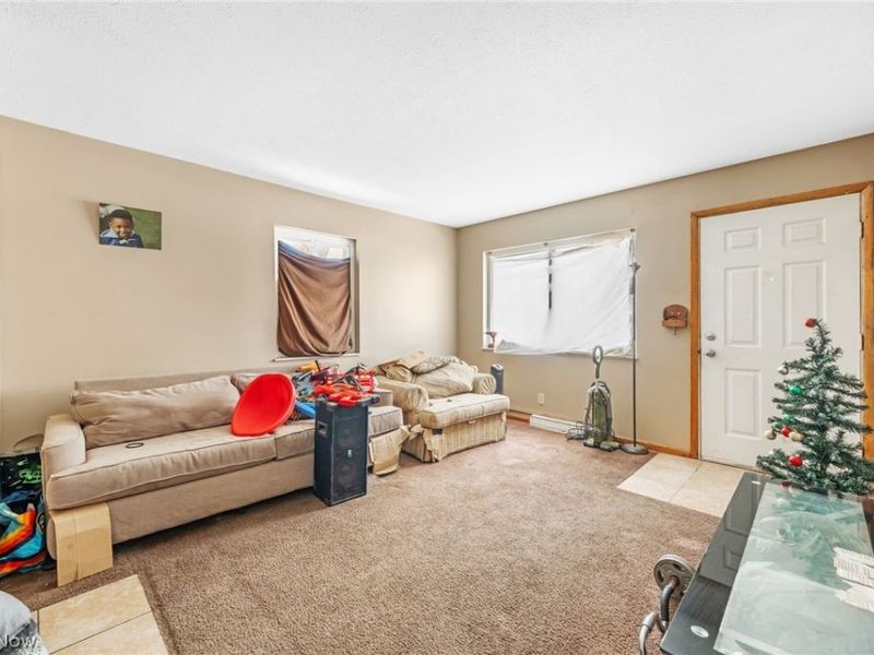 592 Herbert Road , Akron, OH 44312 Photo 23